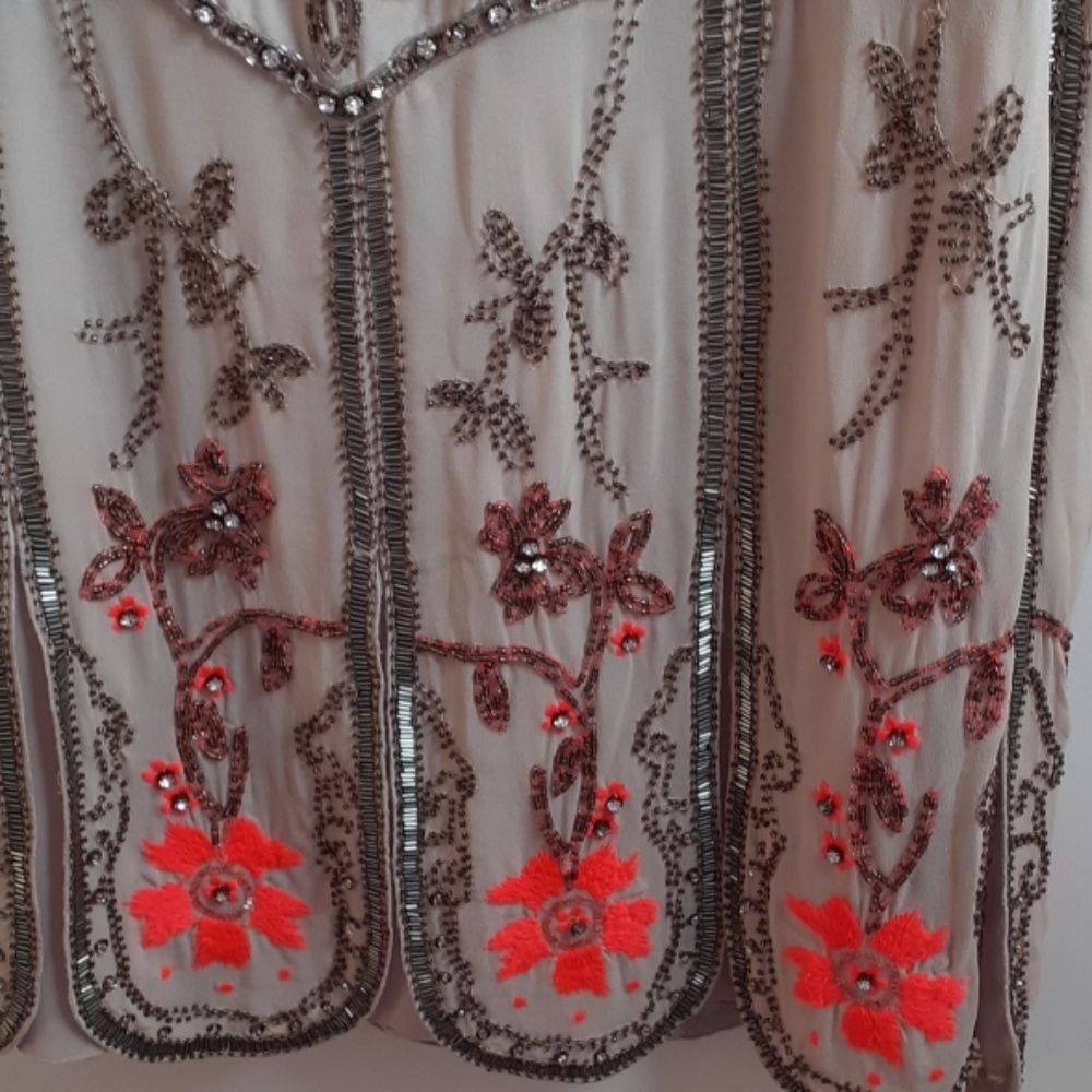 Dress - Picture 6 of 6